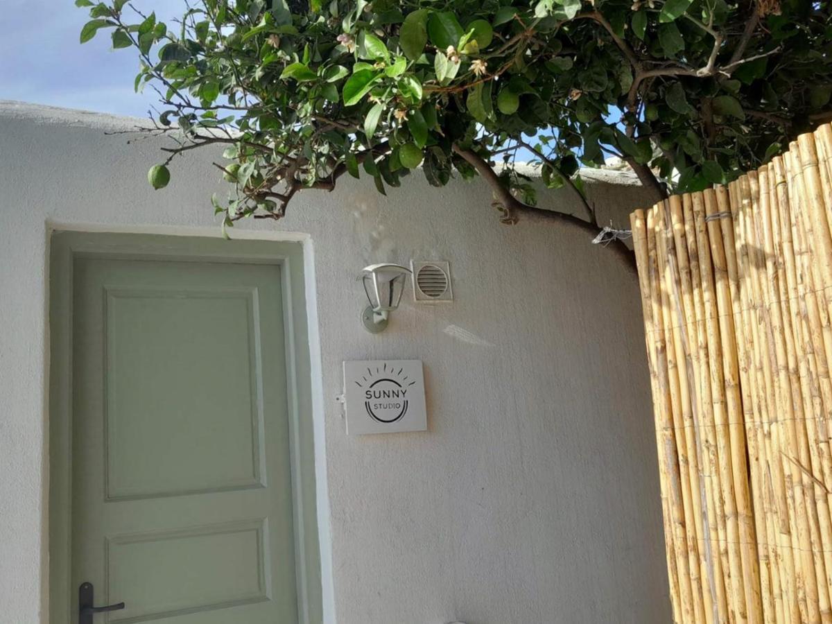 Sunny Guest House New Port Mykonos Tourlos Eksteriør billede