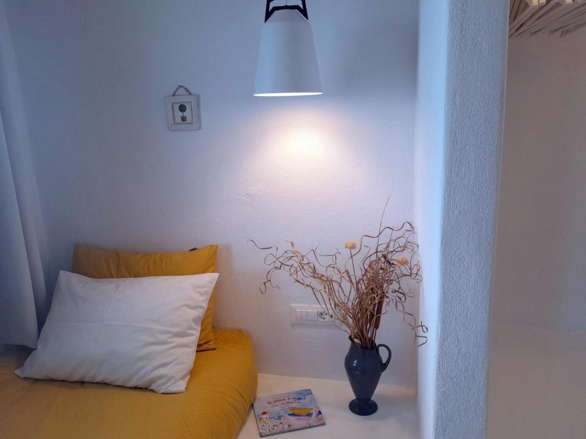 Sunny Guest House New Port Mykonos Tourlos Eksteriør billede